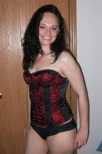 , 23  female escort, iowacity